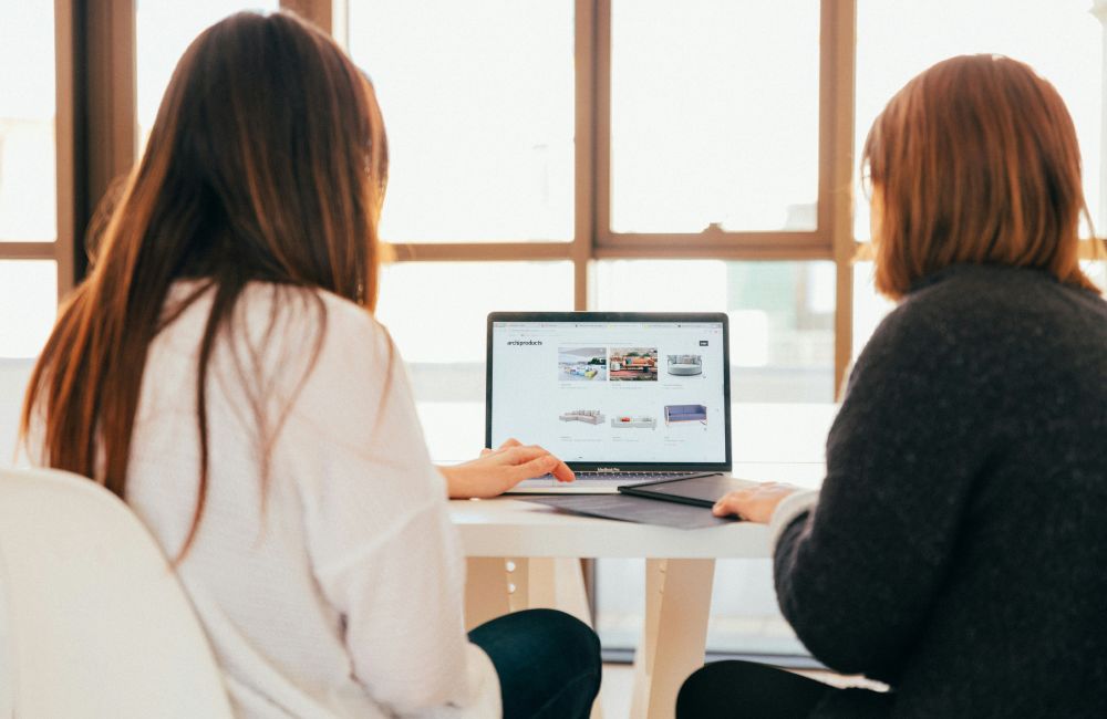 Un professionnel du dépannage informatique sur Grasse au service des PROS et des particuliers